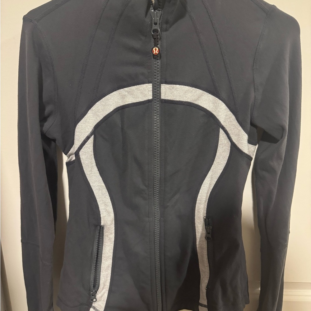 lululemon athletica Women's Grey Zip-Up Sweater